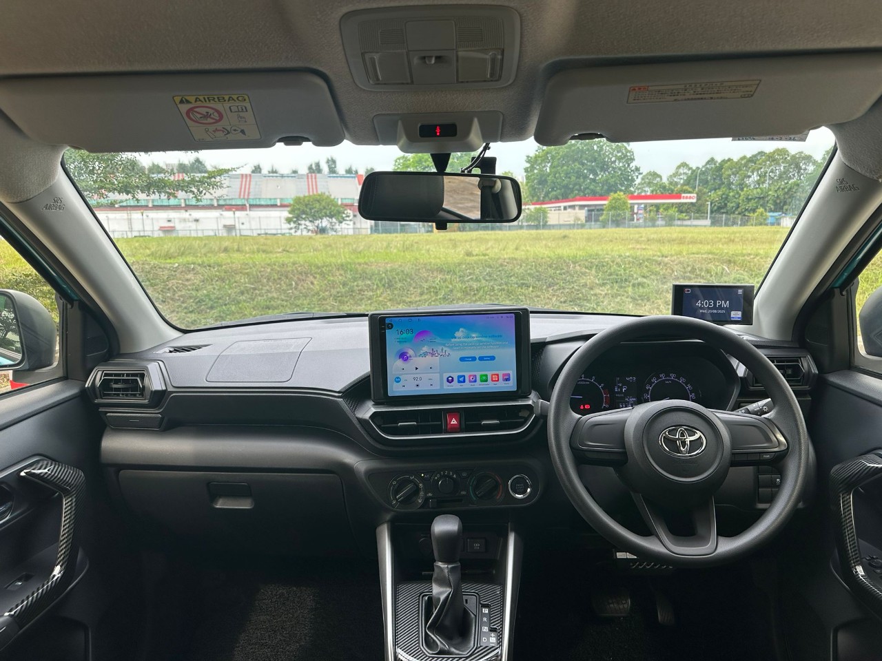 Toyota Raize 1.0A X