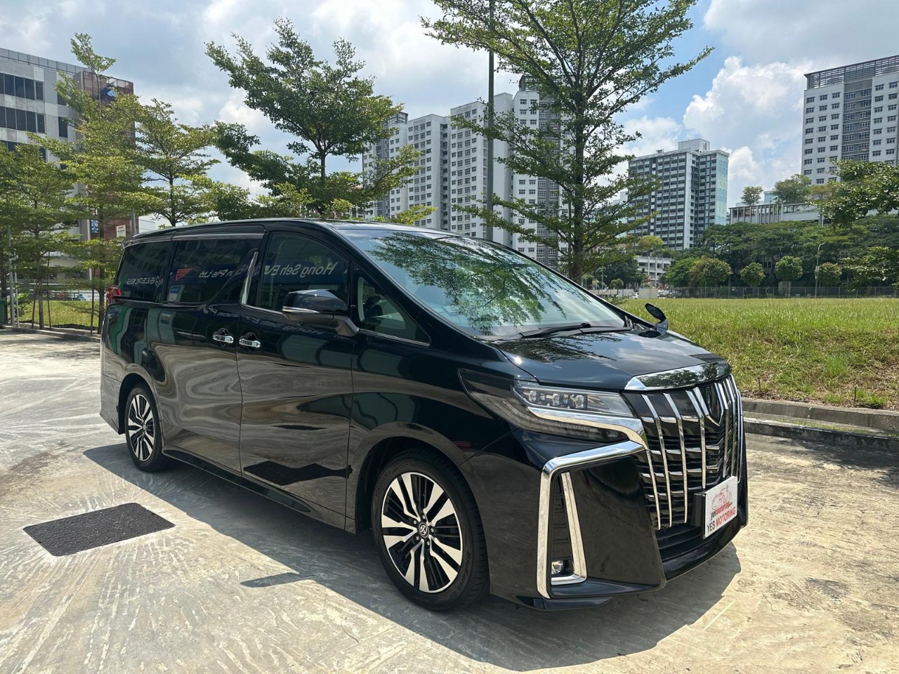 Toyota Alphard 2.5A S C-Package Moonroof