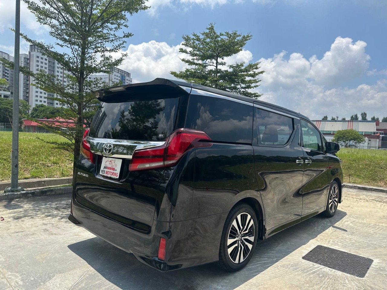Toyota Alphard 2.5A S C-Package Moonroof