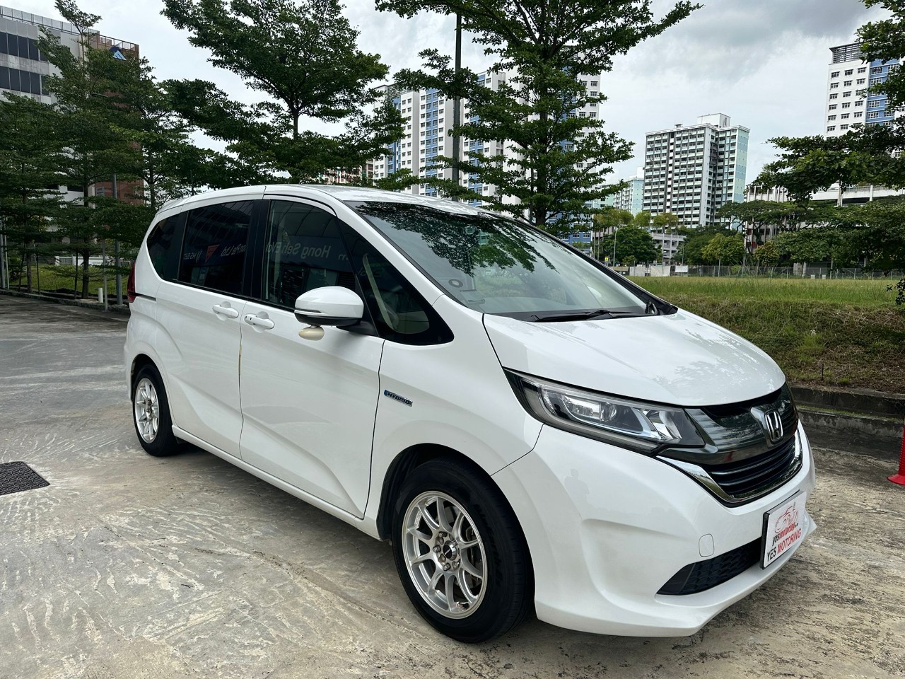 Honda Freed Hybrid 1.5A G 