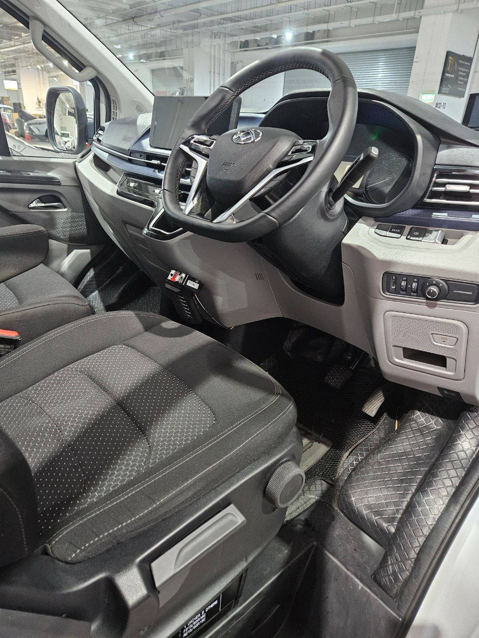 Maxus E-delivery 7
